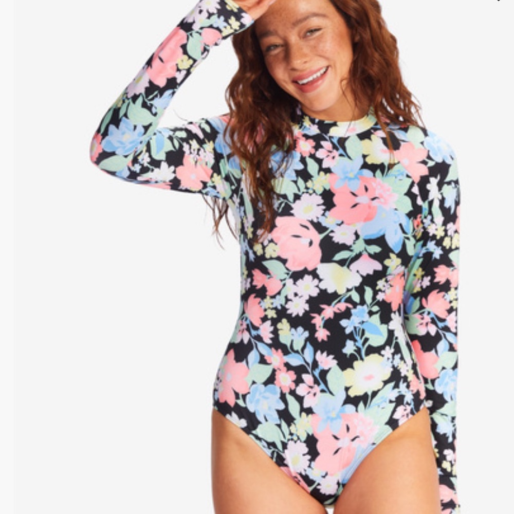 {Billabong} Brand New Feelin Tropical Mock Neck One Piece Swimsuit